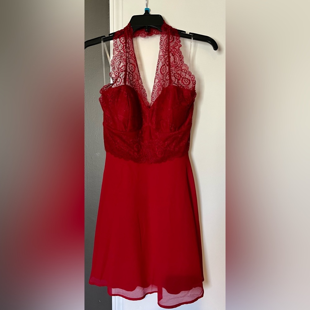 NEW Juniors Homecoming Dress (Size Medium)